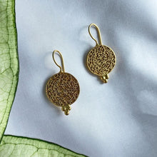 Load image into Gallery viewer, Algir Gold Coin Earrings
